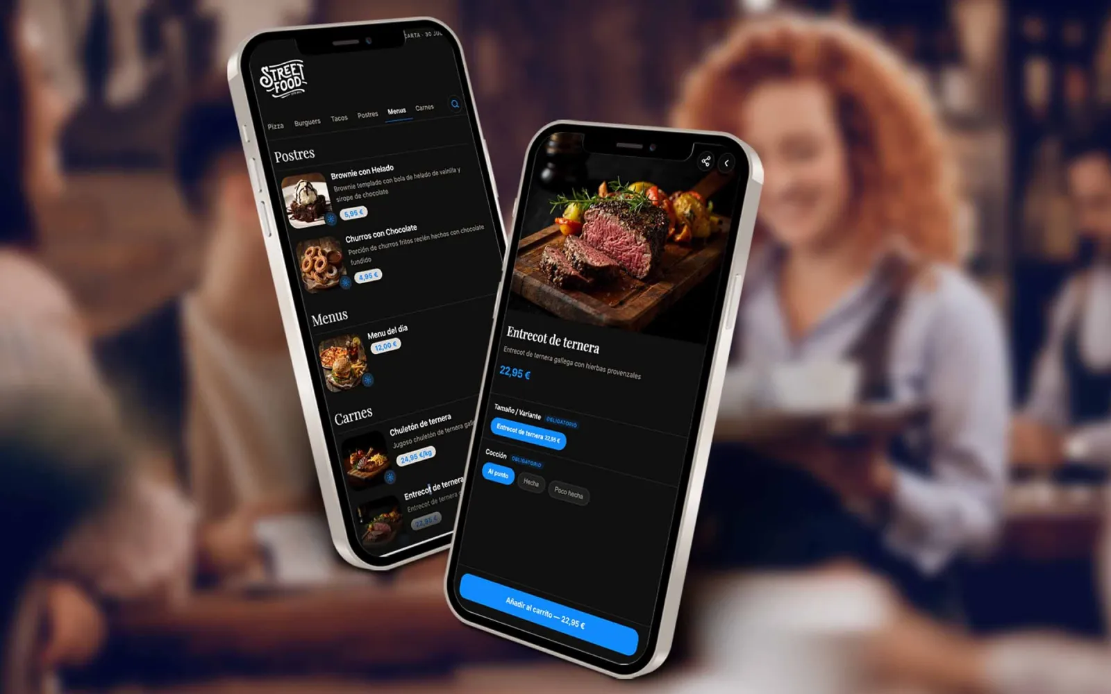 Carta digital QR de un restaurante con fotos de los platos en el móvil de un cliente